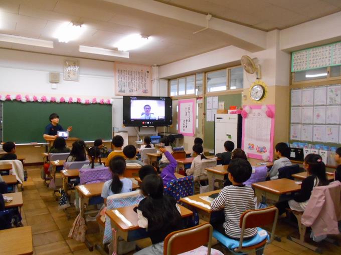 全校朝会1