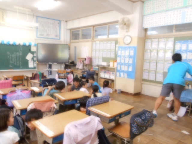不審者対応避難訓練1