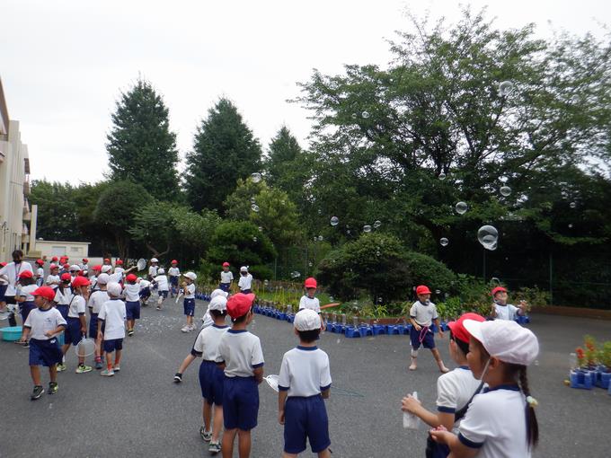 飛んでいく