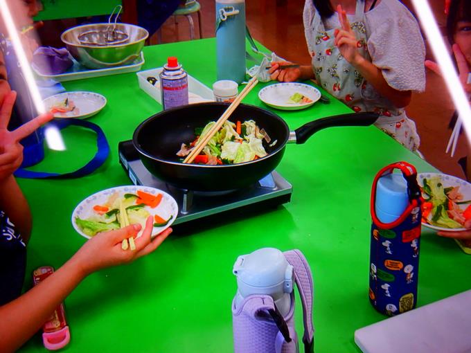 試食の様子
