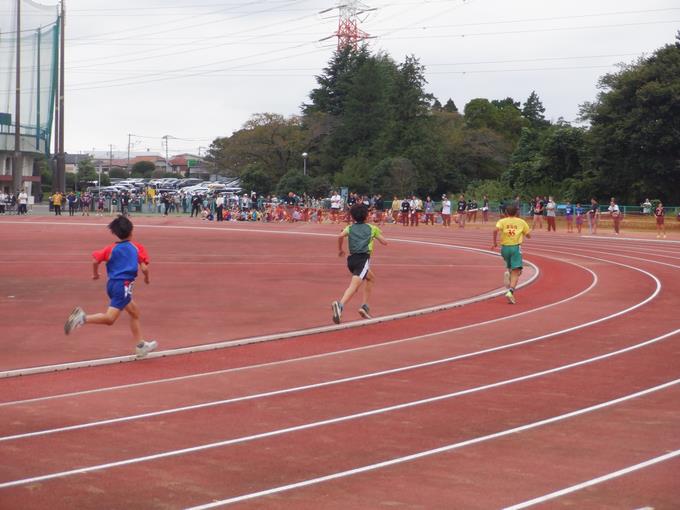 800m走
