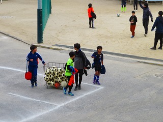 サッカー4