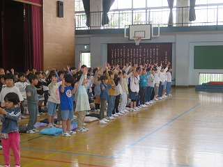 1年生からのお礼のダンス