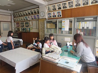 学校の秘密はね…