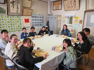 校長室給食5