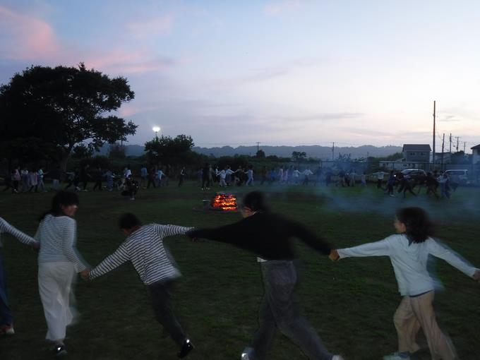 キャンプファイヤー