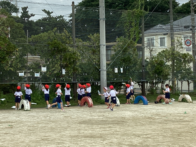 的に向かって水をかけよう