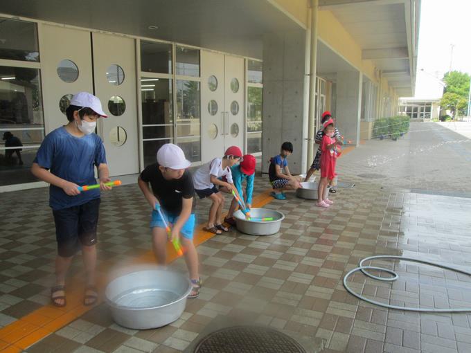水遊び