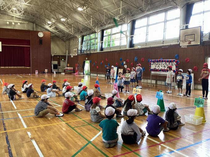開会式や閉会式はなのはな学級のお友達がすすめました