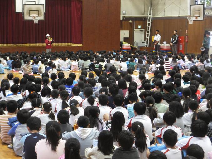 真剣に話を聞きます
