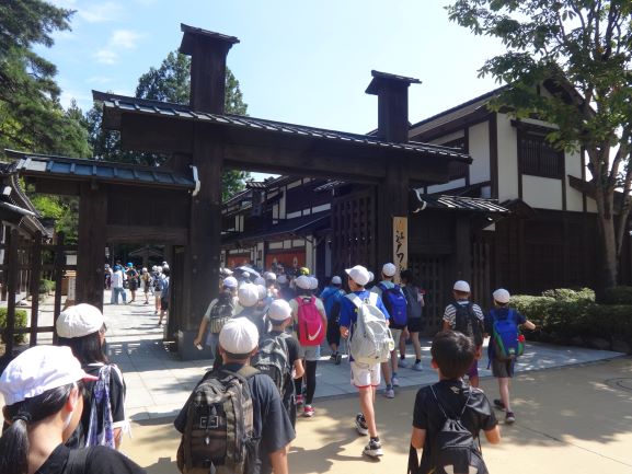 江戸村へいざ入村