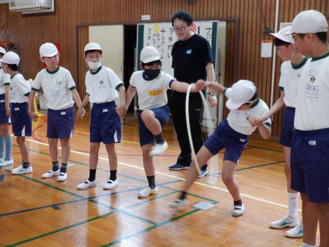 フラフープ通し