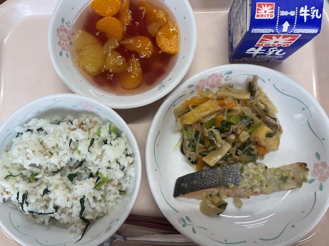 25日の給食