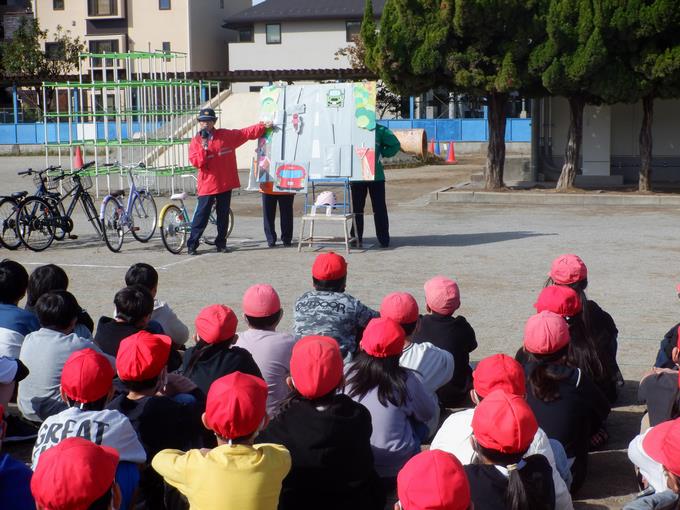 自転車はもちろん左側通行