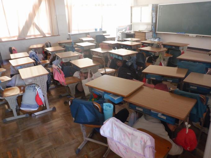 教室での一次避難