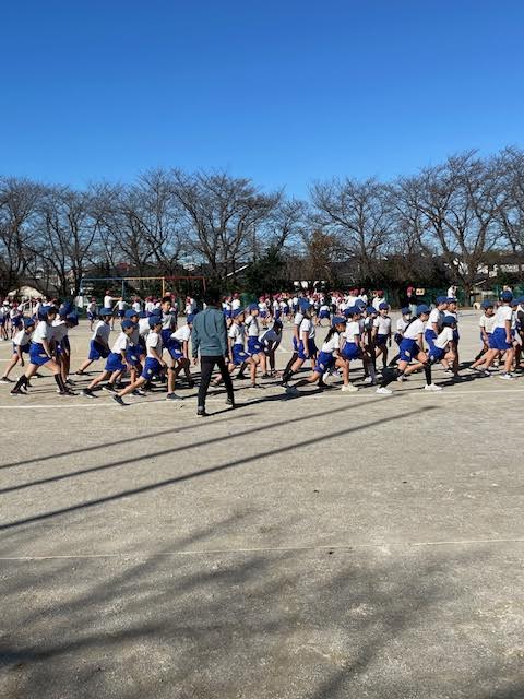 学年ごとに準備体操