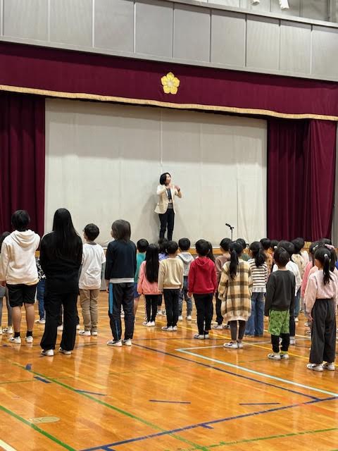 校歌斉唱