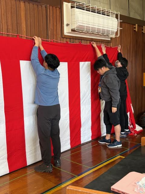 裾に気をつけて設置