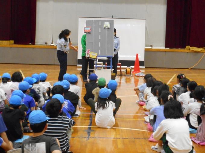 4年生の話を聞く態度は素晴らしい