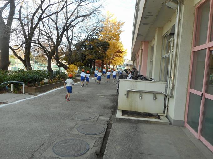 子供たちの走り