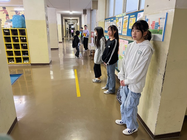 計画委員会による「朝のあいさつ運動」です