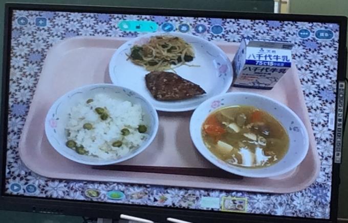 給食メニュー