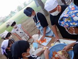 野外炊飯の様子