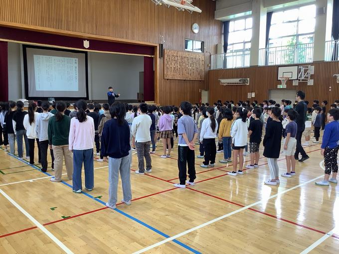 全校朝会1