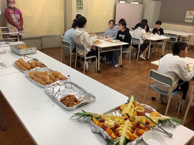 バイキング給食