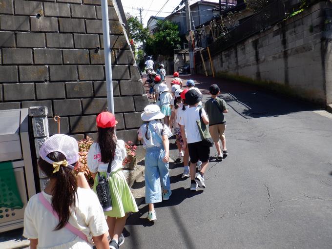 坂道も多いね