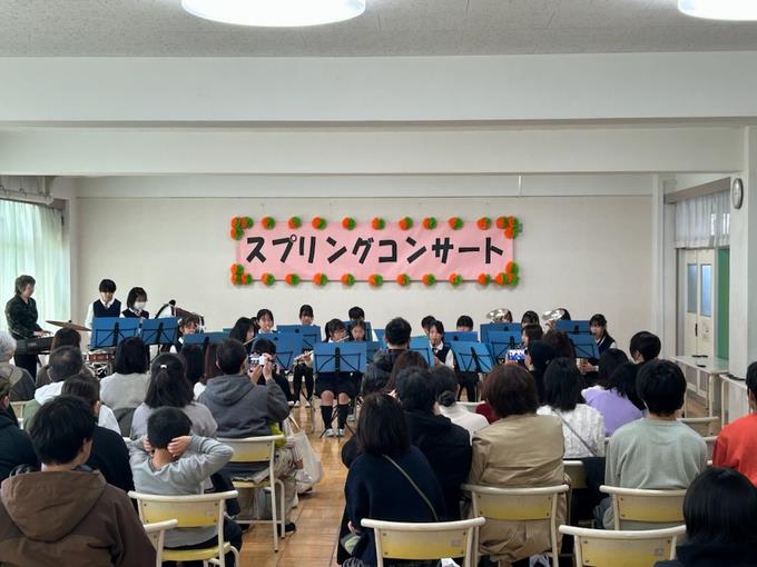 スプリングコンサート開演