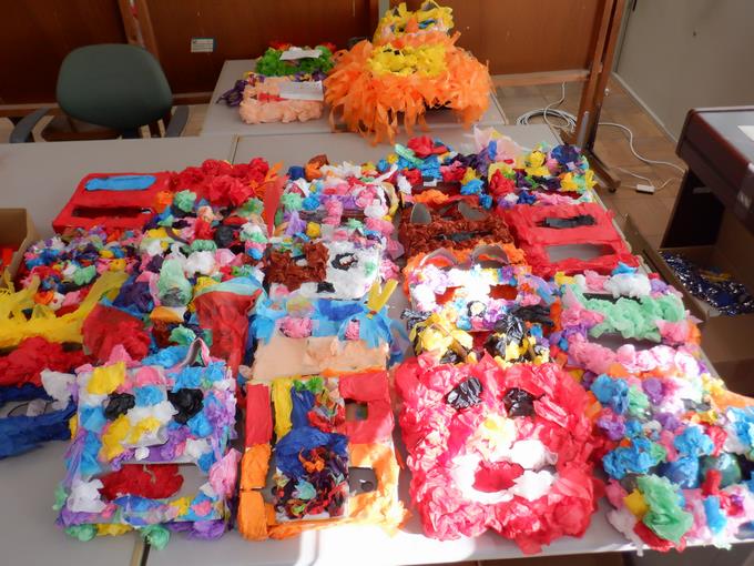 1年「カラフルかめん」