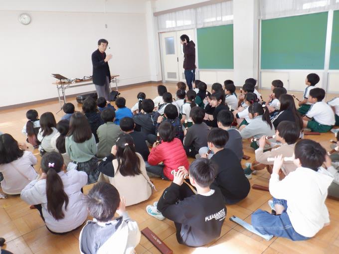 「シ」の音を出してごらん