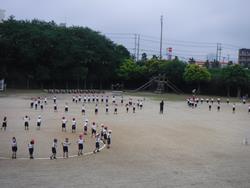 低学年運動会練習