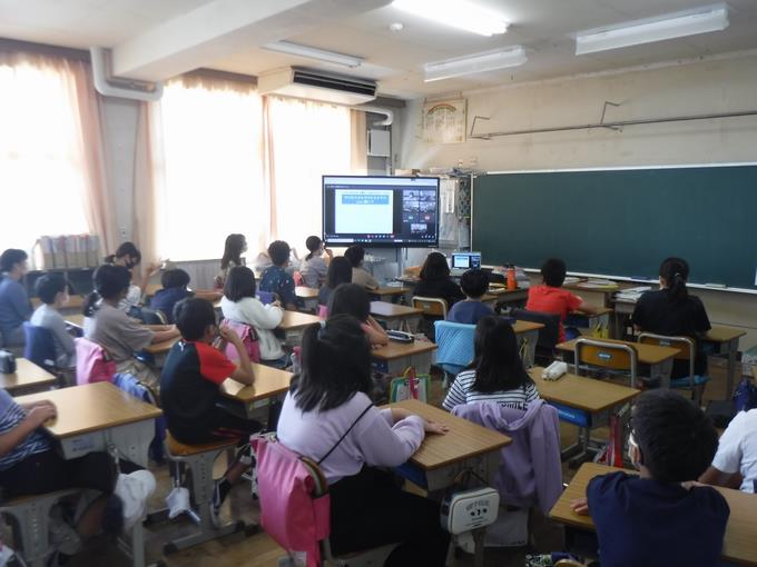 スクールロイヤー