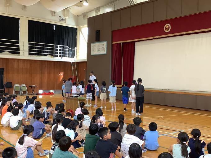 夏休み前