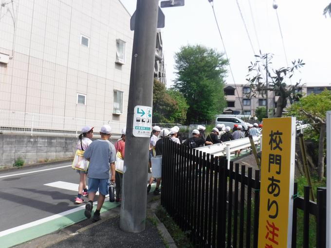 3年