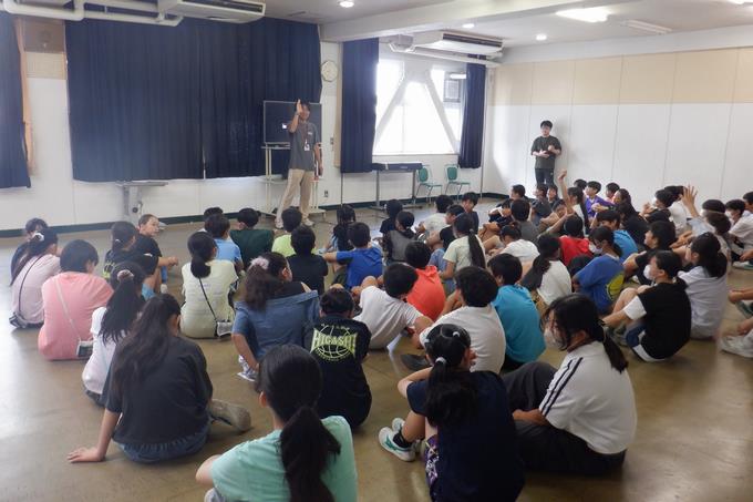 6年生学年朝会