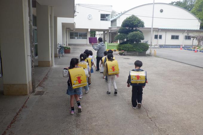 １年生集団下校