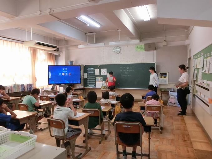 夏休みの絵日記発表