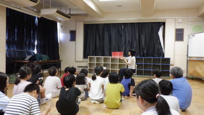 ４組　読み聞かせ