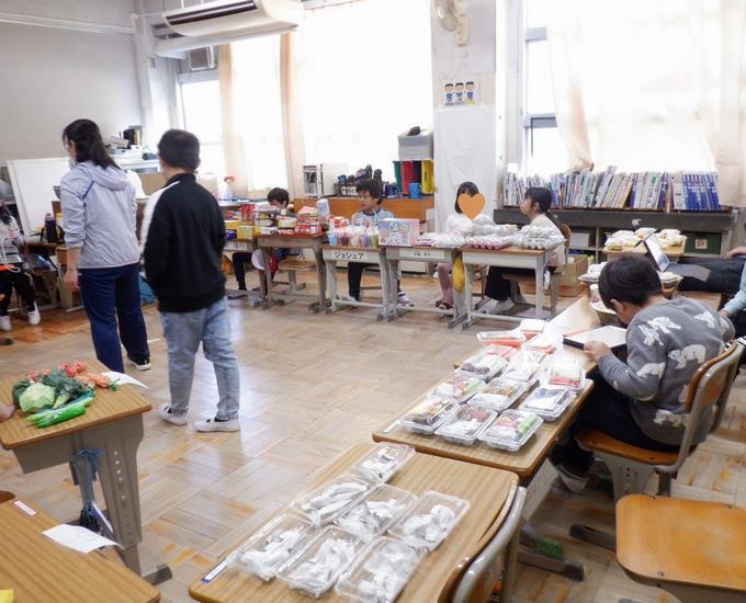 4組　お店屋さん