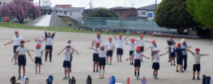 4組さんのラジオ体操、上手です