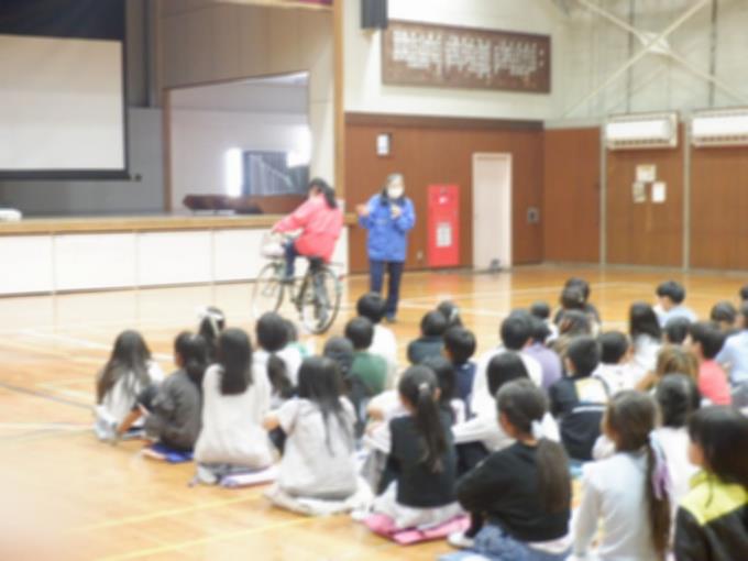 4年生　正しい自転車の乗り方