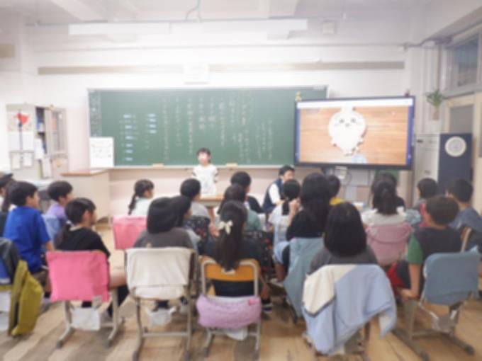 3年生　「たからもの」を紹介