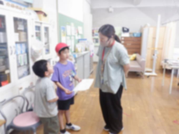 1年生　先生へインタビュー　保健室で