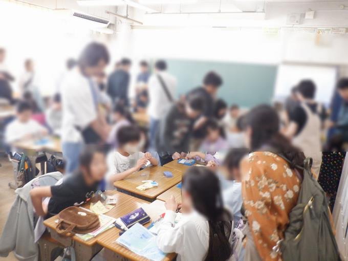 5年生　ソーイングをお手伝いいただきました