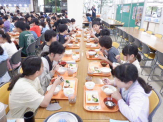 2日目の朝食は魚定食