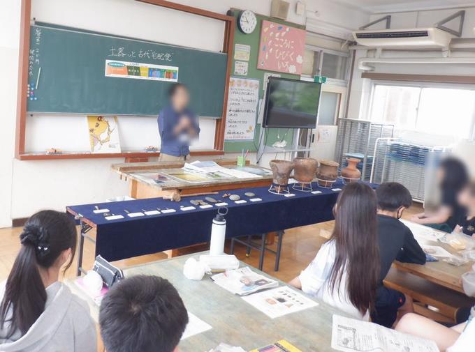 遺跡や土器の説明