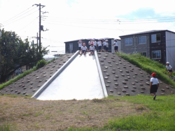 久しぶりに業間休みに校庭で遊ぶことができました